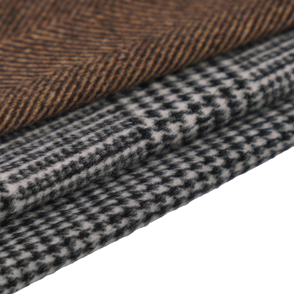 30% 羊毛,70% 其他纤维,630G/M,驼色/棕色,人字形单面覆膜面料,ML-222030-7B